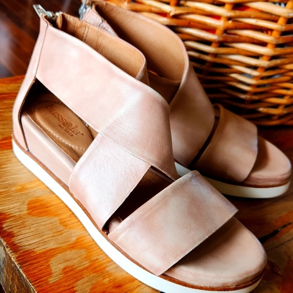 BUSSOLA Pauline Size 37 (6.5-7) Blush Pink Sandal - Picture 1 of 14